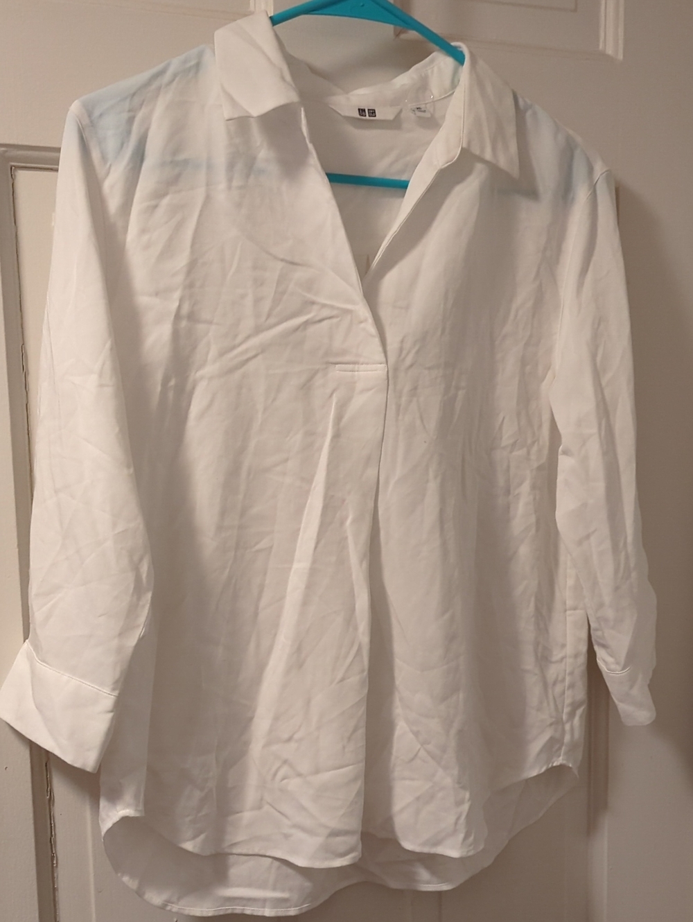 Uniqlo Women's White Button-Down Shirt
